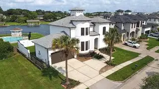 Welcome to 1834 Lakeside Dr, Seabrook TX