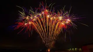 Das Hauptfeuerwerk an Silvester 2025/26 zusammen mit Laurinikus
