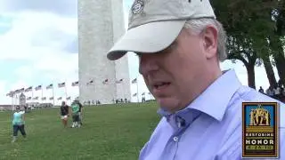 Restoring Honor - Glenn at the Washington Monument