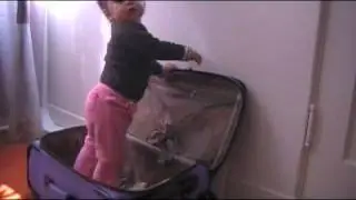 Sophie fait ses valises