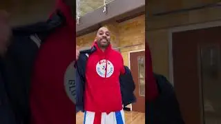 A historic pull-up by the great Wilt Chamberlain.