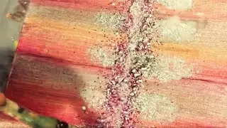 DIY Rose Gold, Pink and Silver Glitter Crushed Glass Wall Decor #abstractwallart #glitterwallart