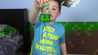 Unboxing Minecraft Hangers Series 3!