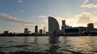 Сядьте на морской автобус от Yokohama Sogo до склада Red Brick Warehouse.