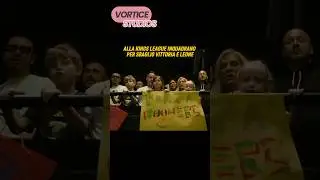 Leone e Vittoria inquadrati alla Kings League e la mamma di Fedez riprende il cameraman