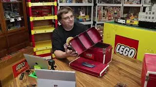 Show & Tell LEGO Lockable Travel Case