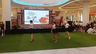Acara sparkling dance party line dance di center atrium gaia bumi raya city mall 