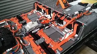 62kWh Nissan Leaf Battery Unboxing