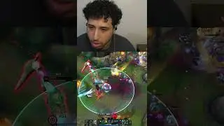 POV: EZREAL GETS FED 😱