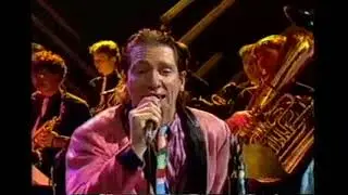 SATURDAY NIGHT PARTY: GRAND WAZOO 1985, Live TV feat. Sam Linton-Smith on vocals.