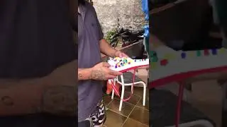 Como fazer um funk bom com brinquedo do filho
