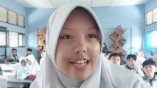 SISWA IX K BERMAIN GAME SNOWMAN DAN CERTIFICATE QUIZ