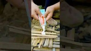 Toothpaste Fire Starter Experiment Shocks Everyone #bushcraft #camping #outdoors #lifehacks #ideas