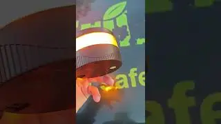 LED beacon light with 7 flashing modes, magnetic base & USB-C charging for ultimate roadside safety!