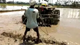 Mud leveling with tractor |mud  leveling importence| @youngfarmeratoztelugu