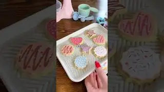 Baking holiday cookies just got even sweeter 🍪