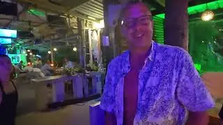Kamala Beach: Ein ganz normaler Tag, zwischen Hyrox und Kokosnuss.💪😎