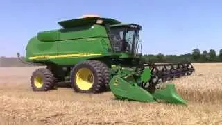 John Deere 9660 STS Combine
