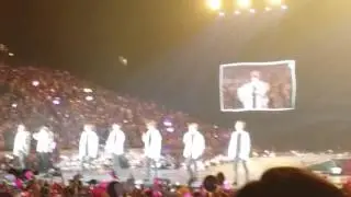 170514 BTS Wings Tour in Hong Kong ~ 2!3! with red rose ocean