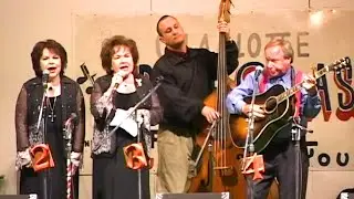 Access to Bluegrass AV487: The Lewis Family