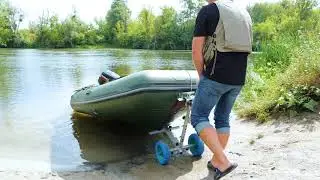 Boat transom wheels