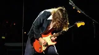 John Frusciante amazing solo - Soul To Squeeze (Calgary 2006)