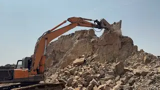 Excavator working&rdquo;Humring and Drilling&rdquo;And operator view#excavators #excavatorvideos #excavator#sand