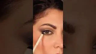make-up elegante e semplice ! # #makeupideas #makeuptutorial # #redlipstick # #eyesmakeup