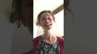 Three free thinking frogs - vocal warmup