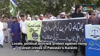 Locals, political activists protest against rising street crimes in Pakistan&rsquo;s Karachi