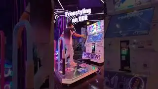 Freestyling on #DDR be like: #dancegame #rhythmgame #shuffle #bemani #aronchupa #edm #freestyle