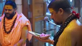 ।।श्रावण मास का दिव्य शृंगार ।। स्वामी कैलाशानंद गिरि जी महाराज
