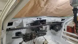 Painting Behind the Dash - RX7 Rally Restoration