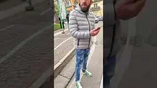 francesco Emilio Borrelli Parcheggiatori abusivi a Piazza Vittoria