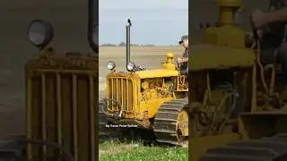 CATERPILLAR D4 Tractor Plowing #bigtractorpower