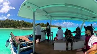 Aitutaki Vaka Cruise disembark 360