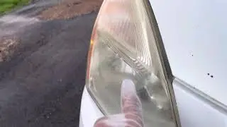 Headlight restoration using RestoWipe on 2012 Nissan Rogue video 2 results
