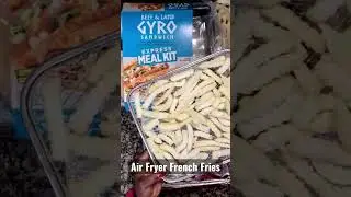 Keep frozen foods on a single layer when cooking for crisp! #food #cooking #mom #kitchen #fries