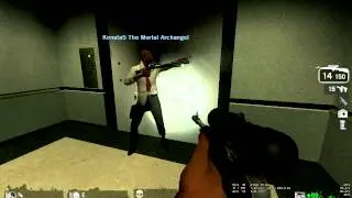Left 4 Dead - Louis Freaks Out on Elevator