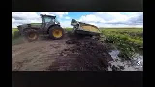 I hate when this happens 🇵🇾🌾🙏 #johndeere