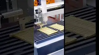 New PVC label dispensing machine VS old pvc patch making machine - Difference 2 : CCD recognition