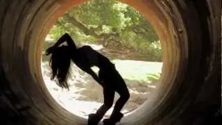 Sienna Spalding - Carolina (OFFICIAL MUSIC VIDEO)
