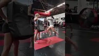 Перестаньте сидеть сложа руки 🪑. #семьямуайтай #муайтай