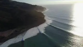 【DRONE】Surfing in Raglan【Indicators】