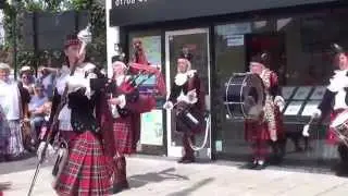 Dagenham Girl  Pipers