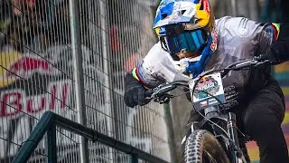 Descenso urbano extremo desde Chile | Red Bull Valpara&iacute;so Cerro Abajo 2026