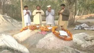 Pakistani family mourns soldier's death