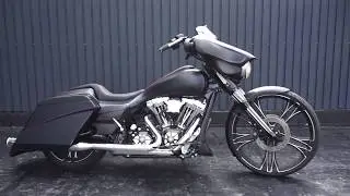 FLHX Bagger TRIJYA Custom Front 26inch &rdquo;The Raven&rdquo;