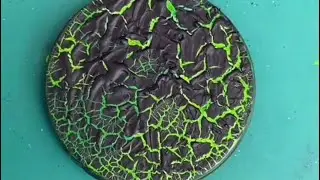 Crackle Paint Green Glow Effect Base For Miniatures | Time Lapse | Warhammer Bases