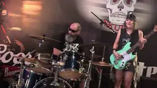 Josh Yarbrough and The Good N Plenty Band jamming at Crystal Skull! ☠️ 